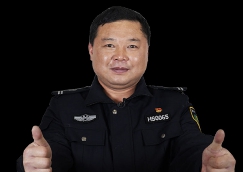 全國人大代表、黃山“守松人”