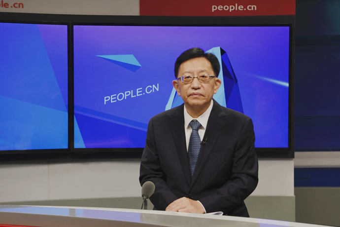 中國節(jié)能環(huán)保集團有限公司黨委書記、董事長宋鑫做客人民網(wǎng)。人民網(wǎng)記者 王曉嘯 攝