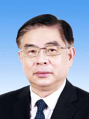 陸俊華，男，漢族，1962年1月生，研究生學(xué)歷，中共黨員，現(xiàn)任中央紀(jì)委國家監(jiān)委駐人民日?qǐng)?bào)社紀(jì)檢監(jiān)察組組長(zhǎng)、人民日?qǐng)?bào)社編委委員。