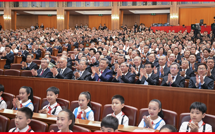 紀(jì)念中國(guó)人民抗日戰(zhàn)爭(zhēng)暨世界反法西斯戰(zhàn)爭(zhēng)勝利80周年文藝晚會(huì)舉行